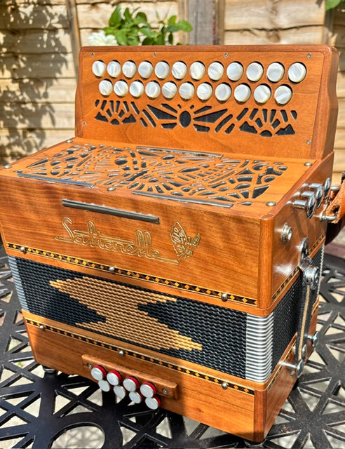 Used Saltarelle Nuage D/G Walnut 3 Voice Melodeon