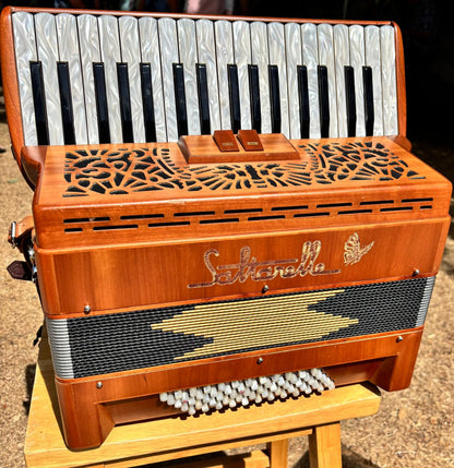 Saltarelle Clifden Piano Accordion (preloved)
