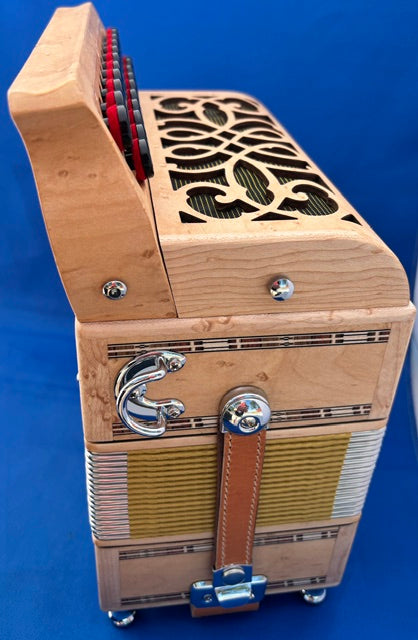 Turner Melodeon D/G | 19 Button 8 Bass