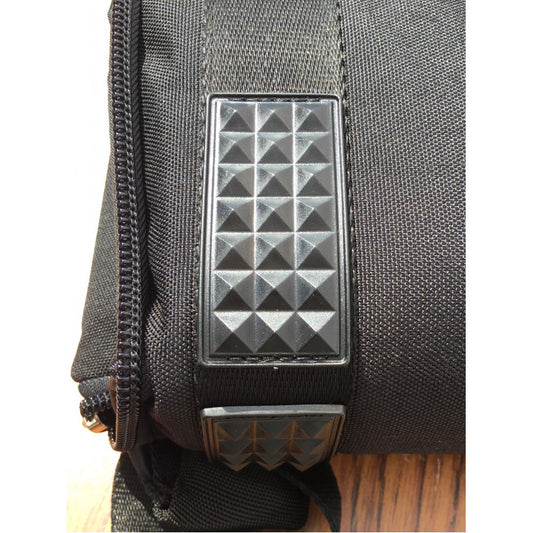 heavy-duty-rubber-protective-feet-on-super-deluxe-melodeon-rucksack