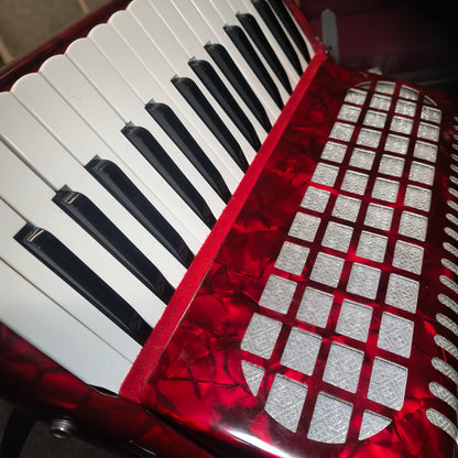 Chanson Piano Accordion 48 Bass (Preloved)