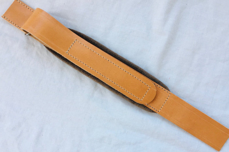 Tan melodeon bass strap padded with Velcro adjustment in genuine Italian leather